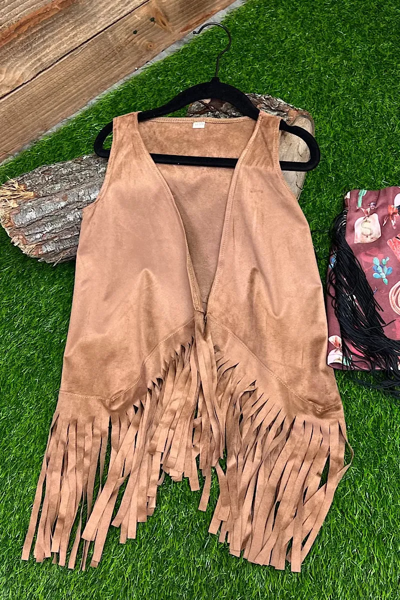 Brown faux suede high-low fringe Cardigan. GTLS20220001-