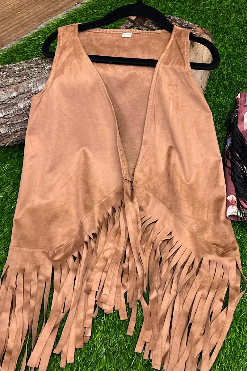 Brown faux suede high-low fringe Cardigan. GTLS20220001-