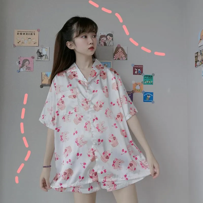 Women's Cute Cake Printed Pajamas One Set