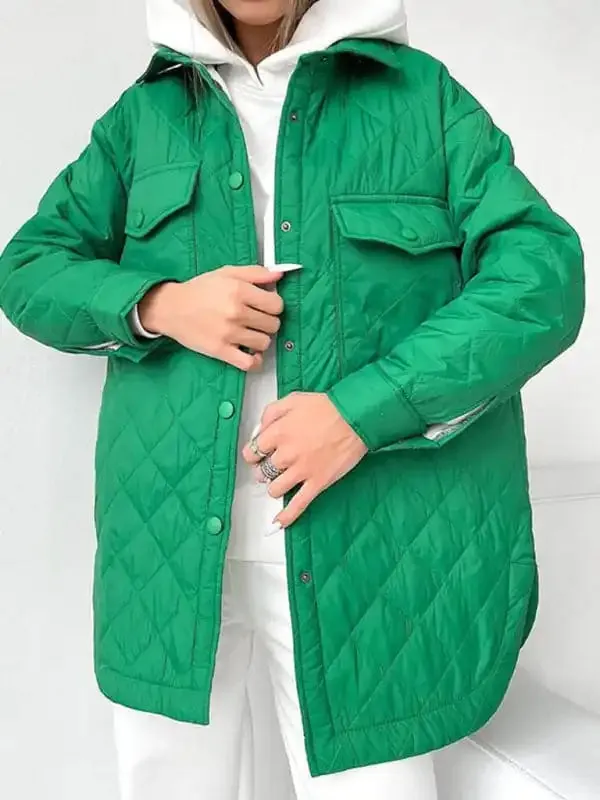 Women’s diamond-patterned cotton Jacket with long lapels with buttons.