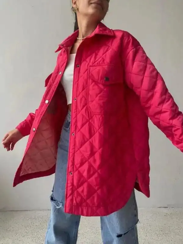 Women’s diamond-patterned cotton Jacket with long lapels with buttons.
