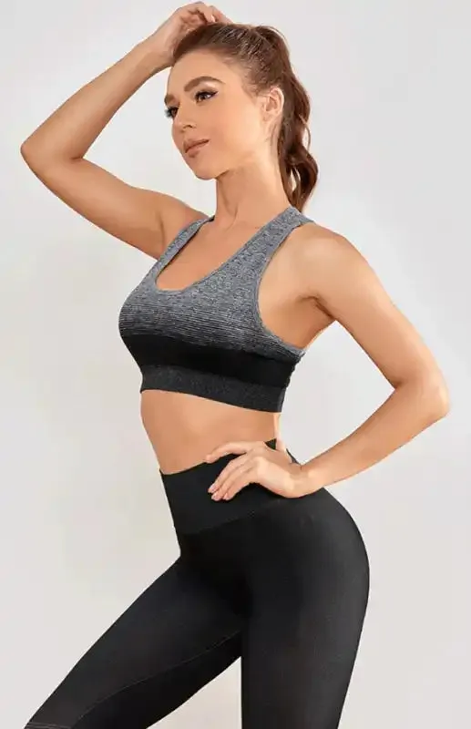 Women’s Seamless Breathable Moisture Wicking Bra Yoga Set