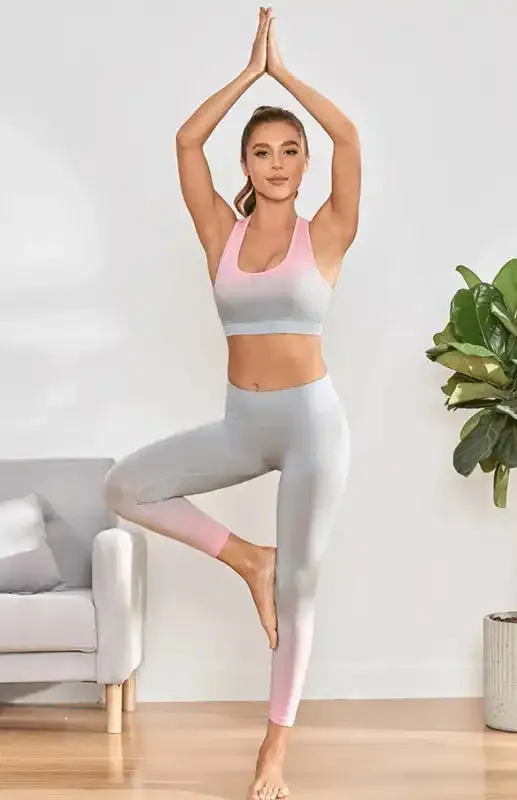 Women’s Seamless Breathable Moisture Wicking Bra Yoga Set